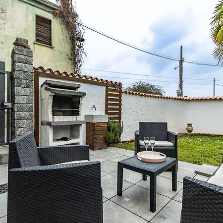 Solelago Dormelletto, Garden, Patio, Wi-fi, Ac, By Guestaly